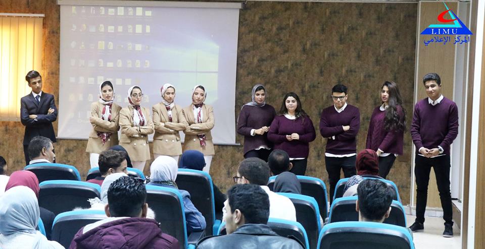 Two groups of second year students at the Faculty of Basic Medical Sciences presented a seminar through a presentation. BMS students provide Seminars with presentations in groups (approximately 5 students per group), each group addressing a different theme, and the presentation is attended by the coordinator of the year and a number of members of the faculty, who discuss each group on the topic after its presentation.