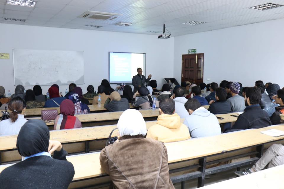 Faculty of Medicine fourth Year Students Receive Their Surgery Lecture