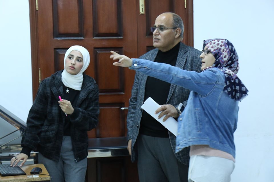 The Faculty Of Medicine At Our University Gave An Interactive Lecture (Interactive lecture) Under The Supervision Entitled Asthma.