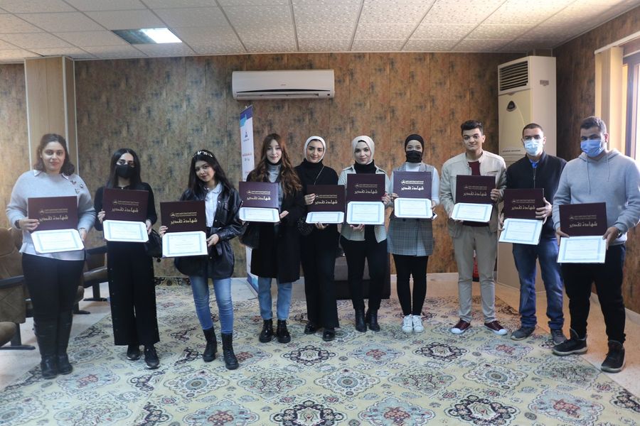 تكريم الطلبة الأوائل بكلية العلوم الطبية التطبيقية AMS