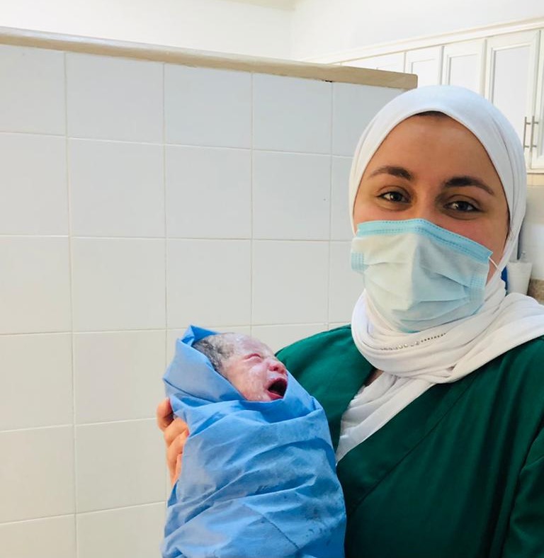 د. ندى بالرحيم قصة نجاح يضاف إلى رصيد الجامعة