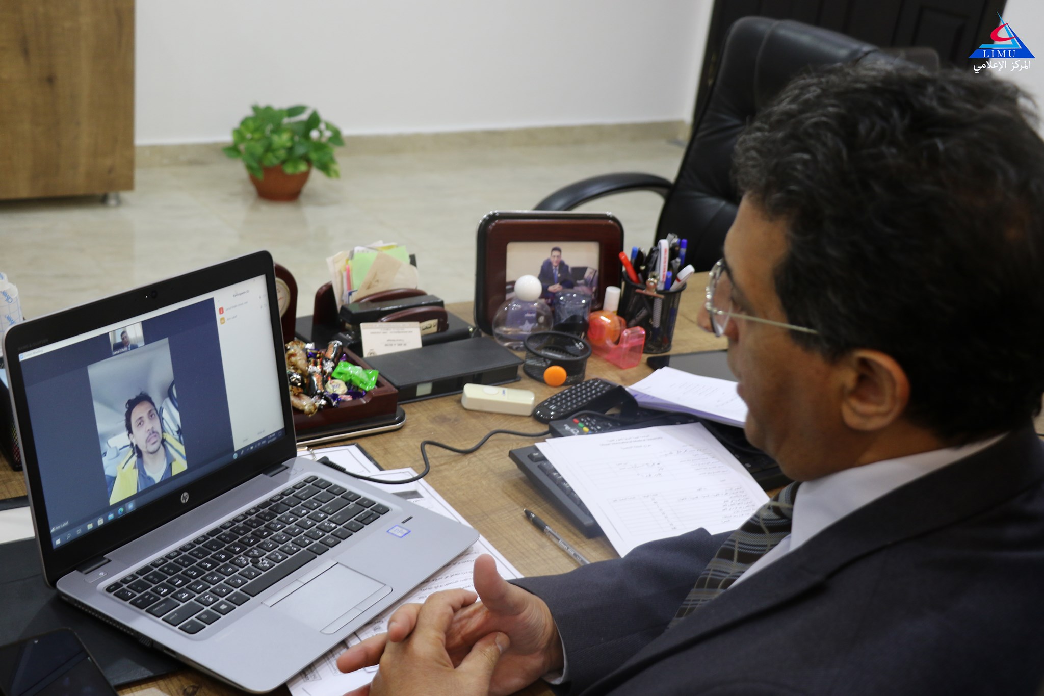 كلية الطب تجري مقابلات لطلبة مصريين