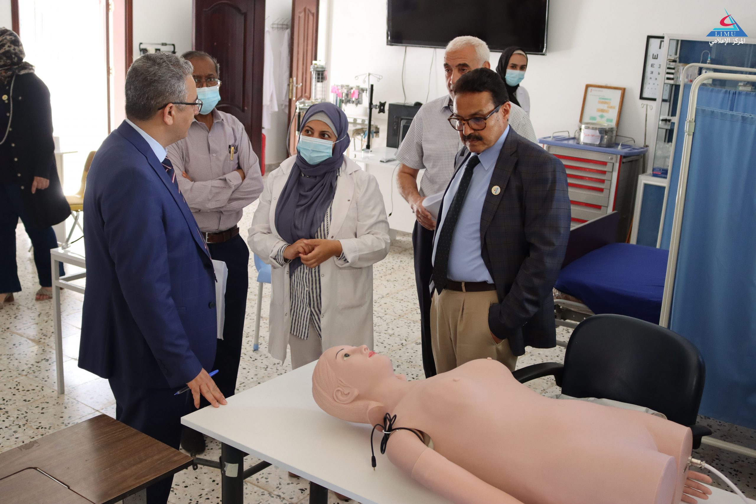 لجنة تقييم مؤسسات التعليم العالي تزور الجامعة