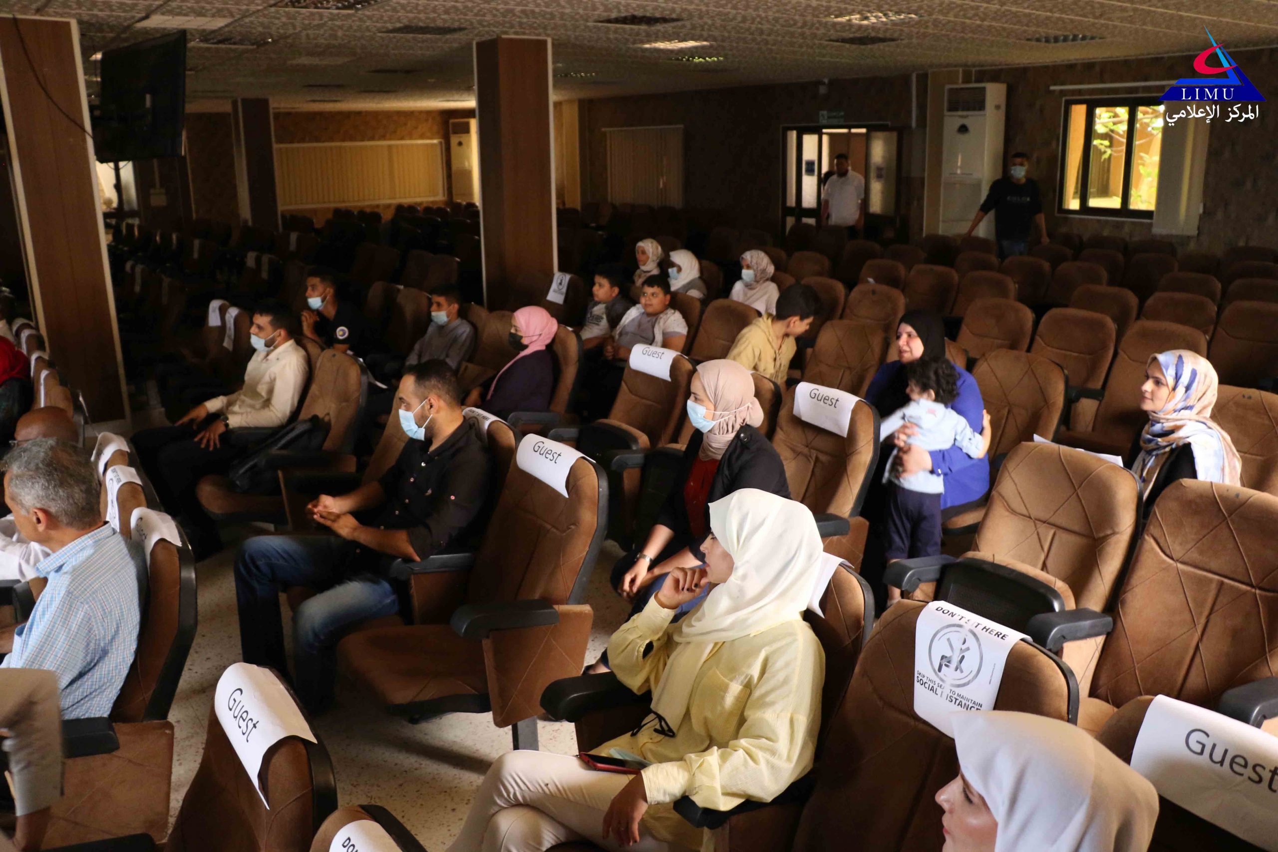 تكريم طلبة برنامج علوم المختبرات السريرية