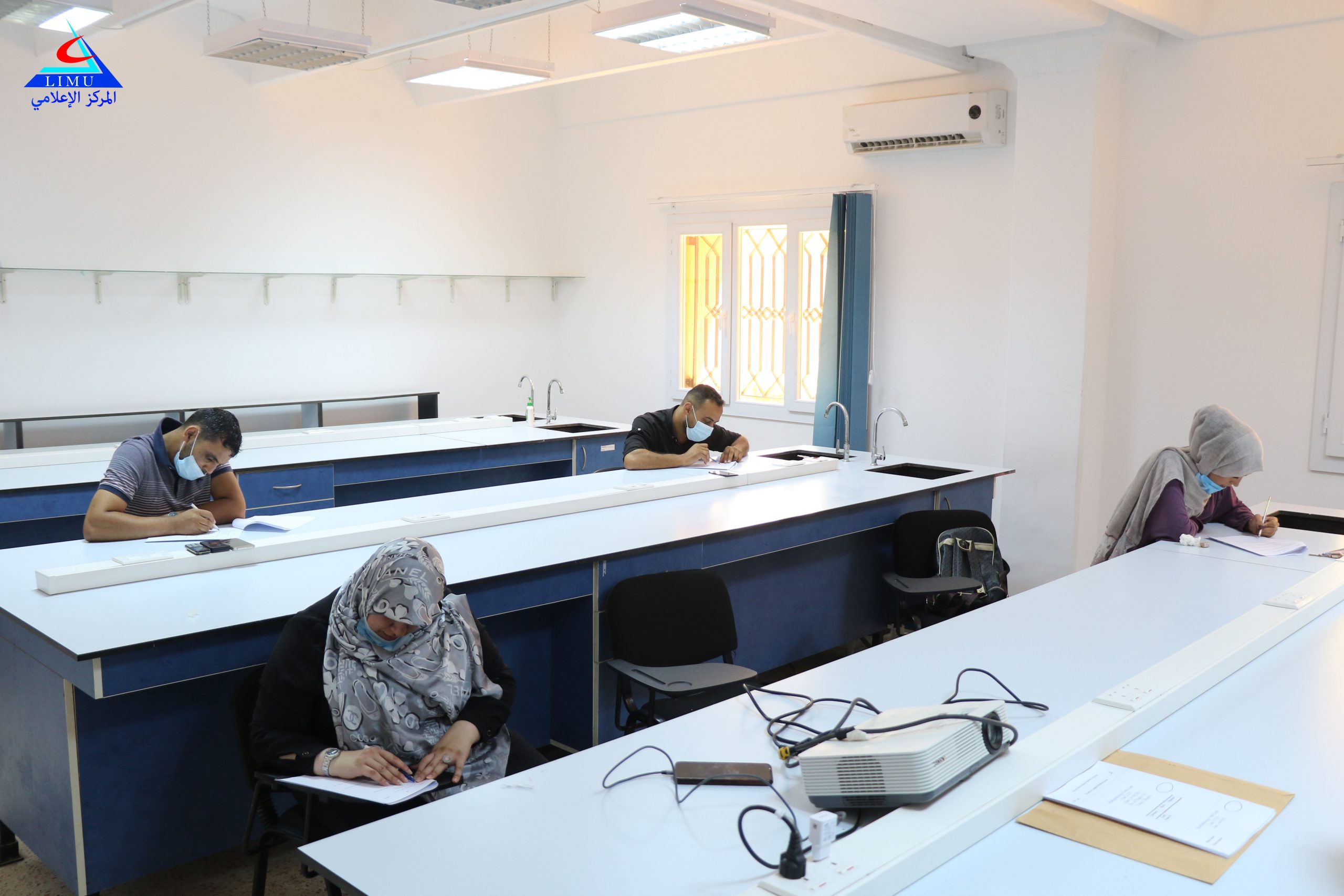 تواصل الاختبارات النهائية التحريرية لطلبة علوم المختبرات السريرية