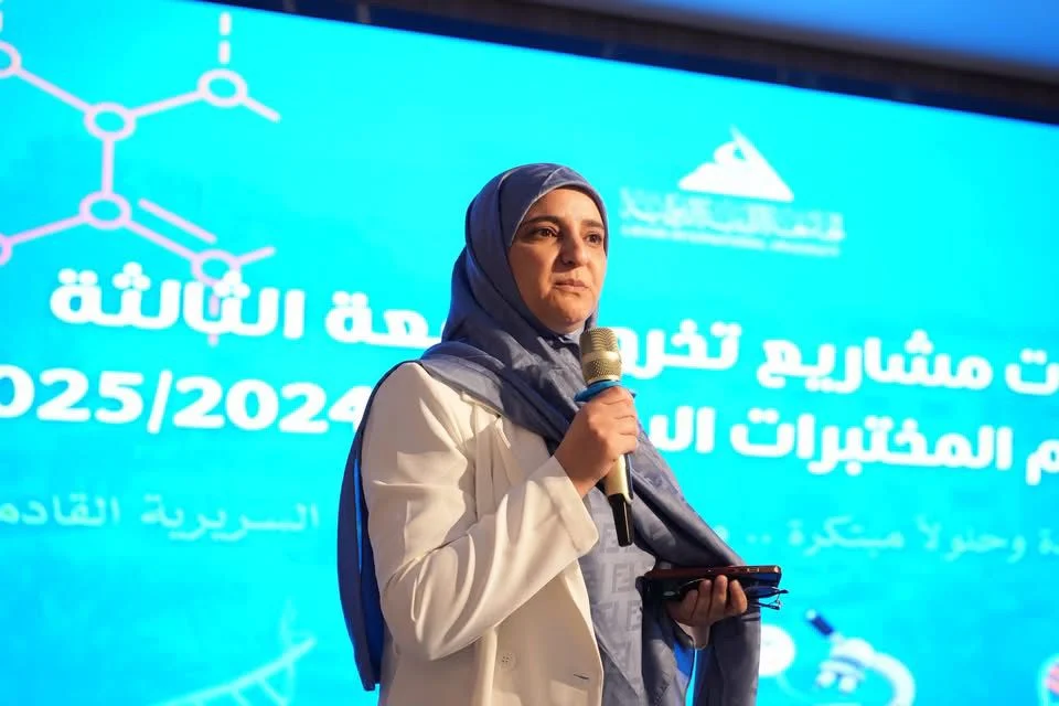 النساء المتفوقات.