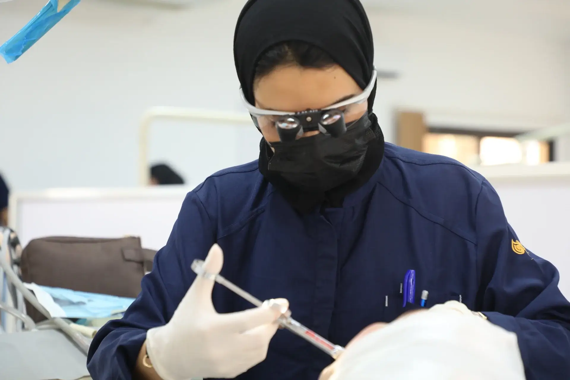 طب و جراحة الفم والأسنان