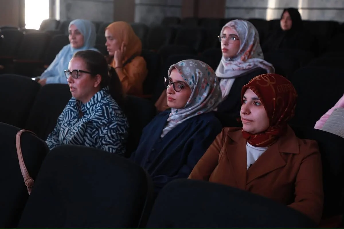 "مداد" يعزِّز هويته الجديدة ويستضيف (القلب) على مائدة الدولية