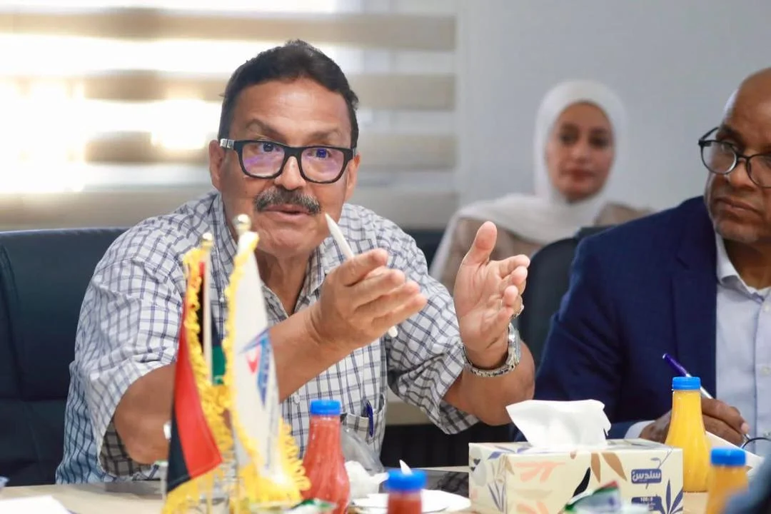 مجلس الجامعه