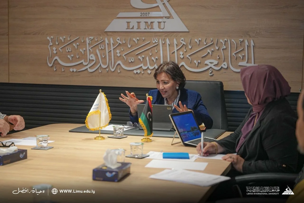 مدير إدارة الاتصال أ. نجيبة أستيتة