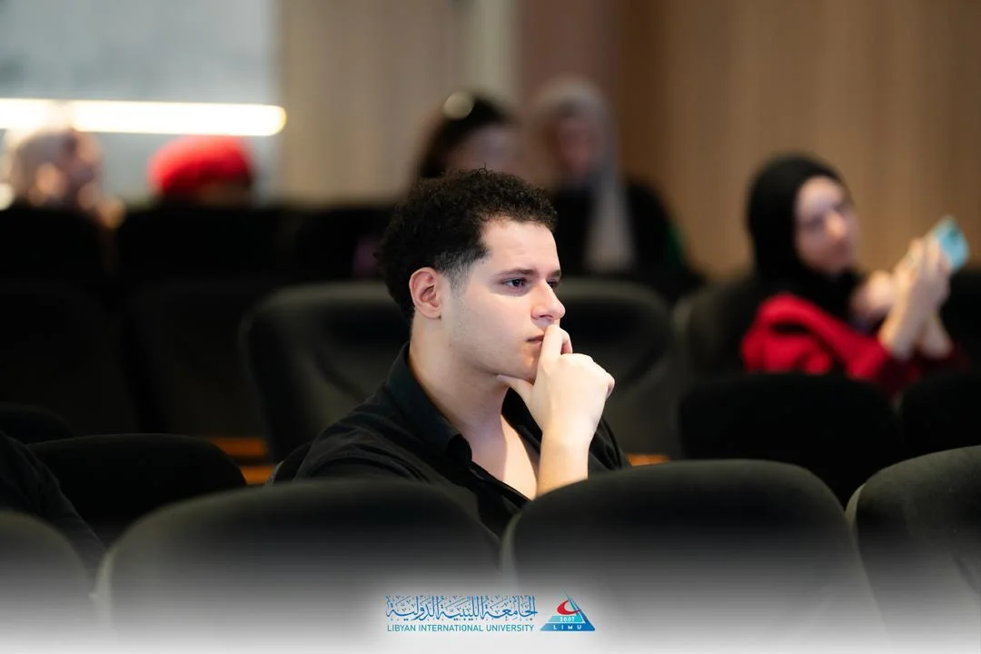 ربيعة و أمل تناقشان (الهوية الوطنية) و (التنمية المستدامة)