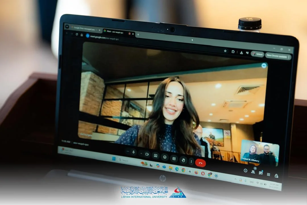 ربيعة و أمل تناقشان (الهوية الوطنية) و (التنمية المستدامة)