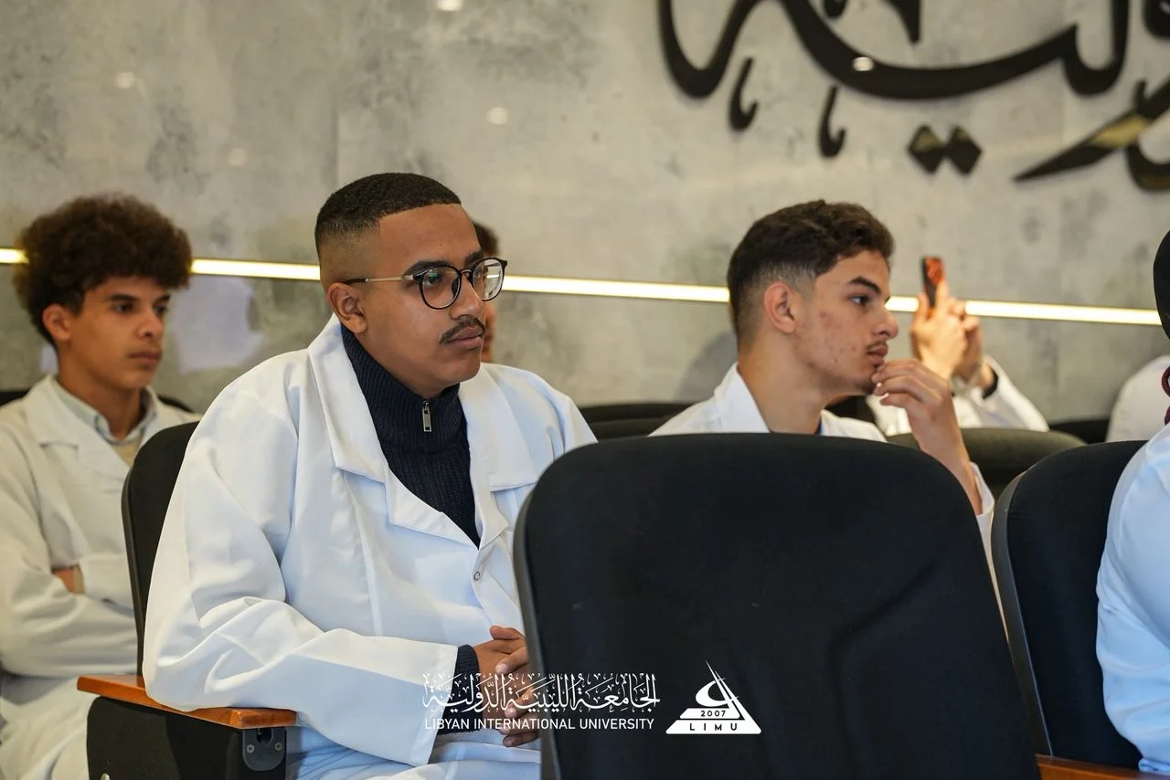 يوم المعطف الأبيض