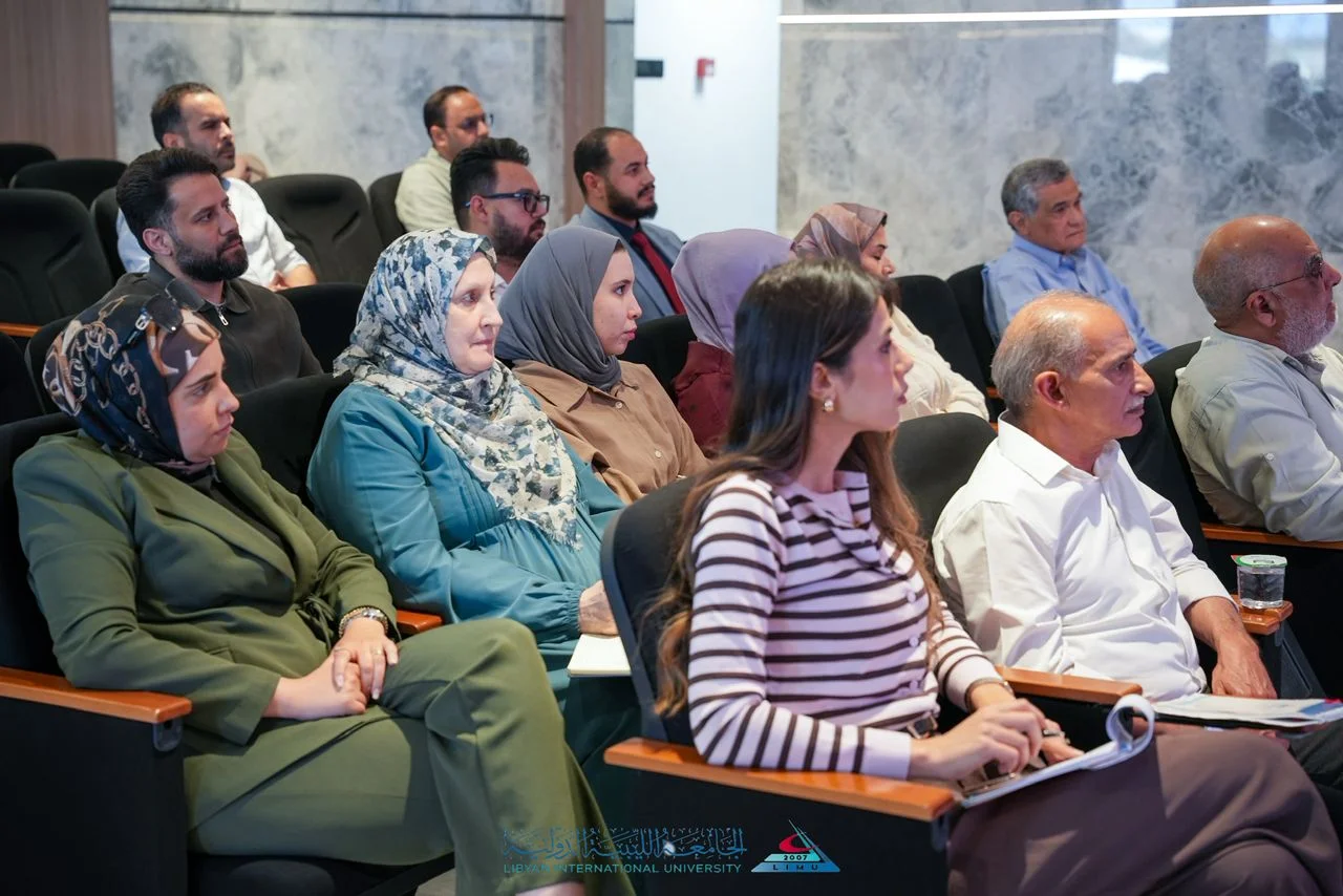 العلوم الإنسانية والاجتماعية